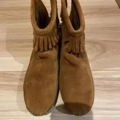 Item thumbnail for item 4b70d1fe-7476-41d5-88f7-629568e2ddf1