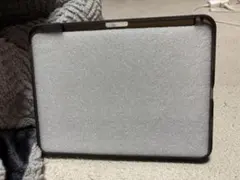 iPadケース、第11世代・第10世代 ペンシルケース付き ブラック