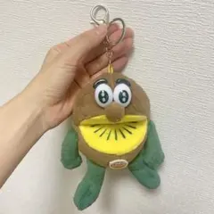 Zespri セスプリ　キウイブラザーズ ぬいぐるみ　小　ゴールドのサムネイル