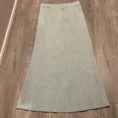リブニットスカート　スタイリングのサムネイル