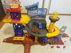 トイザらス限定スピードシティ タワークレーンセット