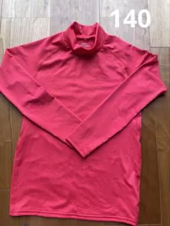 サッカーインナー　赤　140 美品