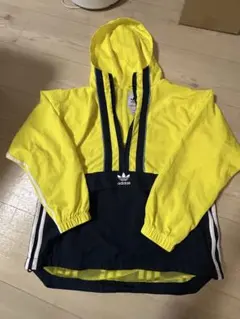 再値下げ！！ 洗濯のみの未使用！adidas フード付きナイロンジャケット