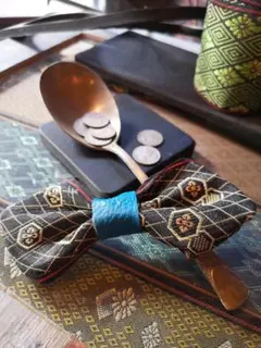 Item thumbnail for item b0a165e1-9ad7-436a-b12c-71dfe9ad55ec