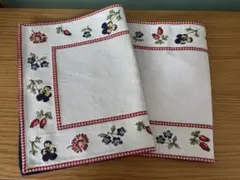 ビレロイボッホ　プチフルール　ランチョンマット2枚セット