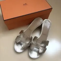 HERMES サンダル オアジス シャンパンゴールド 37.5のサムネイル