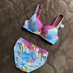★新品aimerfeel 花柄ブラ＆ショーツセットのサムネイル