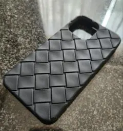 BOTTEGA VENETA　ボッテガヴェネタ　iPhone13PROMAXのサムネイル