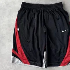 14592 NIKE 刺繍ロゴ ハーフパンツ