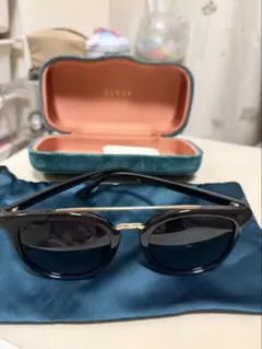 ほぼ未使用！極美品 GUCCI サングラス ホースビット コンビ ロゴ