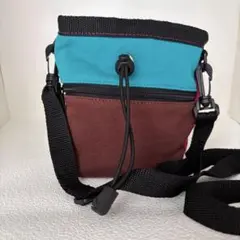 多色使い ショルダーバッグ サコッシュ　小物入れ