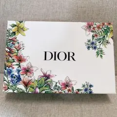 Dior   ラッピング  ギフトボックス箱のみ
