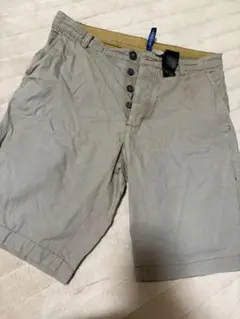 H &M ショートパンツ　カーキ　メンズ　S〜M相当