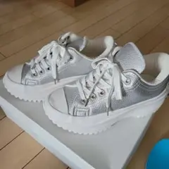 ☆liero リベロ☆新品　厚底メイドインジャパンスニーカー
