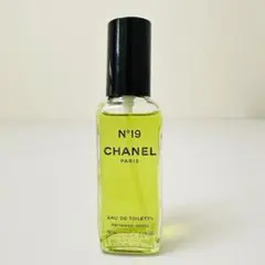 新品未使用 シャネル n°19 オードトワレ 50ml