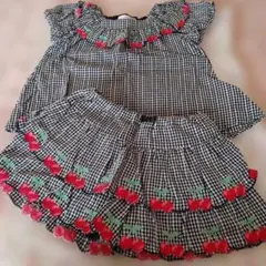メゾピアノ　ギンガムチェックセットアップ　チェリー刺繍