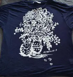 【アズノゥアズ　オオラカ】　花と時計の絵画Tシャツ【サイズ15】のサムネイル