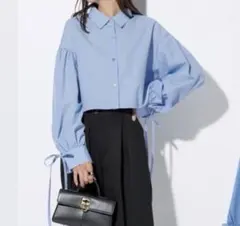ライトブルー クロップドシャツ 長袖
