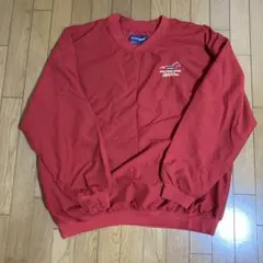 赤スウェットシャツ ロゴ入り　プルオーバー　ビッグシルエット　アウター　ゆるだぼ