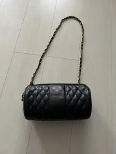 レザーショルダーバッグ