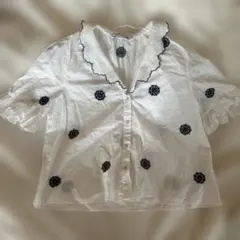 ZARA 刺繍入りフリル襟シャツ M
