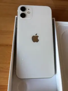 Apple iPhone 11 ホワイト 本体のみ