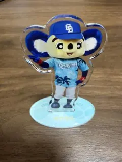 新品　ドアラ アクスタ　 2026 沖縄キャンプ　現地限定　ブルーイエロー