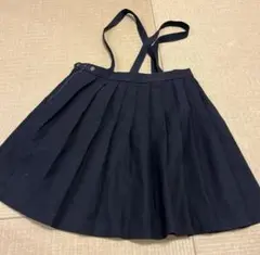 ♡在庫確認必要♡ 130 吊りスカート　紺色　プリーツ　夏用