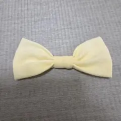 【おまとめ買いで300円→79円】リボン　蝶ネクタイ　ブローチ　黄色
