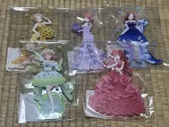 五等分の花嫁 ラウンドワン アクリルスタンド 一花 二乃 三玖 四葉 五