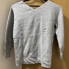 DoCLASSEグレー Vネック 長袖 トップス