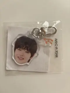 TREASURE カプセルトイ　顔アクキー　ジフン　楽