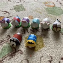 ディズニーキャラクター カプセル型フィギュア