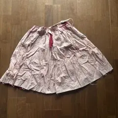miumiuピンクスカートのサムネイル