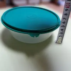 タッパーウェア 食品保存容器 丸型 グリーンのサムネイル