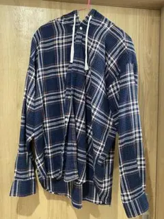 ネイビー系チェック フード付き長袖シャツ　メンズ