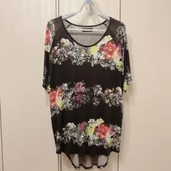 Y’s ワイズ ピンクレーベル 半袖カットソー チュニック丈 花柄のサムネイル