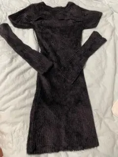 ブラック　リブ編み長袖ニットワンピース