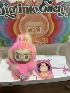 ラブブ　エナジー　ポップマート　ロイヤリティ
