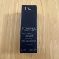 ディオールスキン　フォーエバー　フルイドグロウ　 リキッドファンデーション
