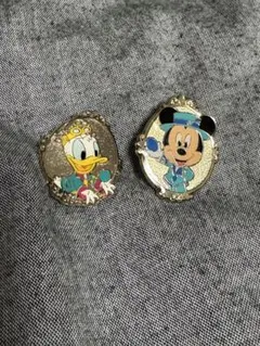 アラジン 2005年 ミッキー ミニー ピンバッチ2個セット - メルカリ