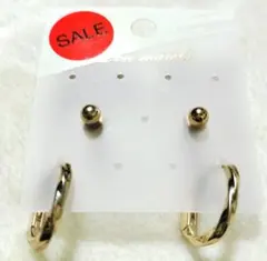 ゴールド フープピアス ボール型スタッド付き