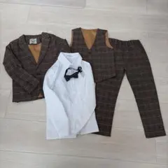 120センチ　男の子　フォーマルセット ブラウン系チェック柄　スーツ