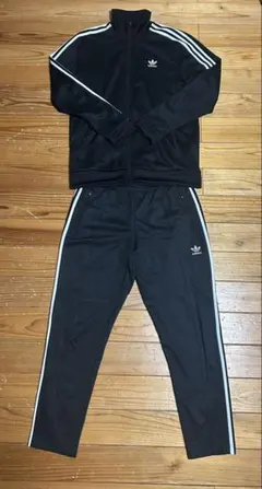 adidas originals セットアップ　ジャージ
