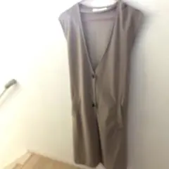 新品未使用　ロングジレ　ベスト　体型カバー