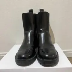 ショートブーツ　ブラック