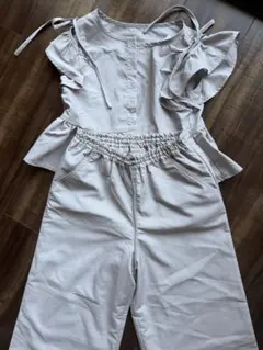 Kate spade子供服ライトグレー フリル付きセットアップ140