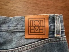 Item thumbnail for item ba479e23-1fef-4bd6-9619-9ffc0128bf46