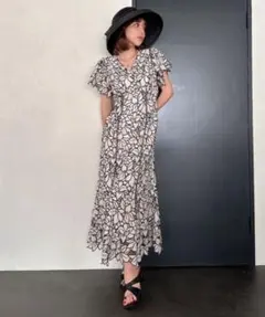 laubeblanc Geometric tiered Dress 楫真梨子 - メルカリ