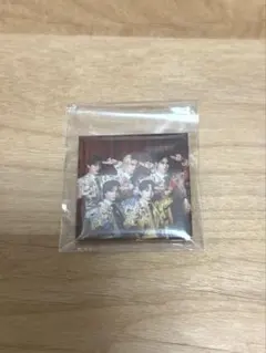 M!LK 好きすぎて滅！ カプセルトイ スクエア缶バッチ